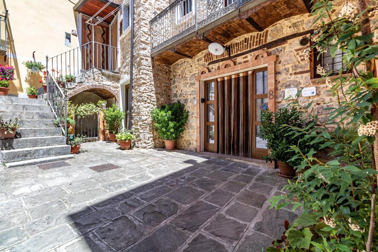 Casa Vacanze 'Zia Lucia' Lejlighed Sarconi Eksteriør billede